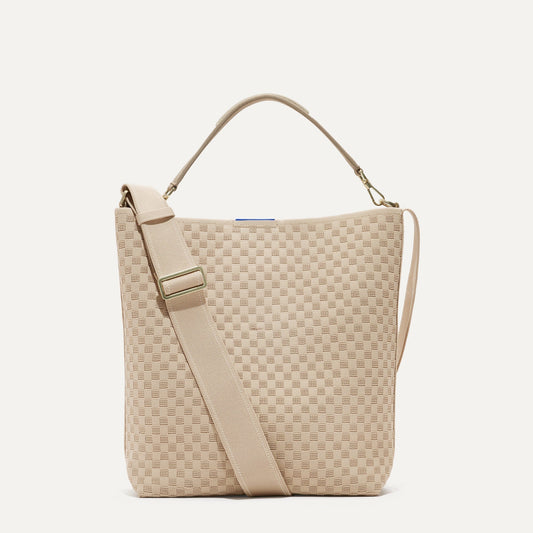 PLP |The Bucket Bag in Knot Brown shown from the front.