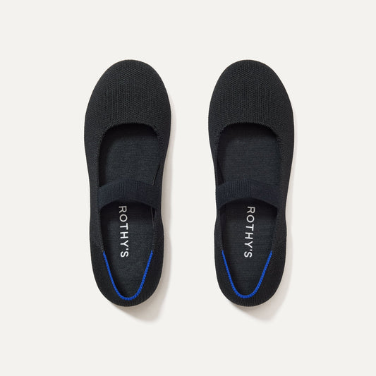 The Kids Mary Jane in Black shown from the top.