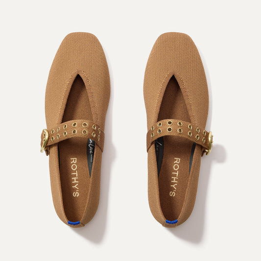 The Max Buckle Mary Jane in Java Chip shown from the top.