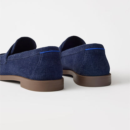Close up of the heel of The Penny Loafer in ReVelvet Navy.