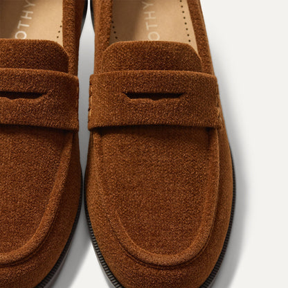 macro | Close up of the toe box and penny keeper of The Penny Loafer in ReVelvet Russet.