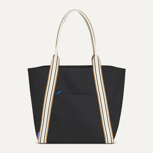 PDP |The Travel Tote in Ink shown from the front.